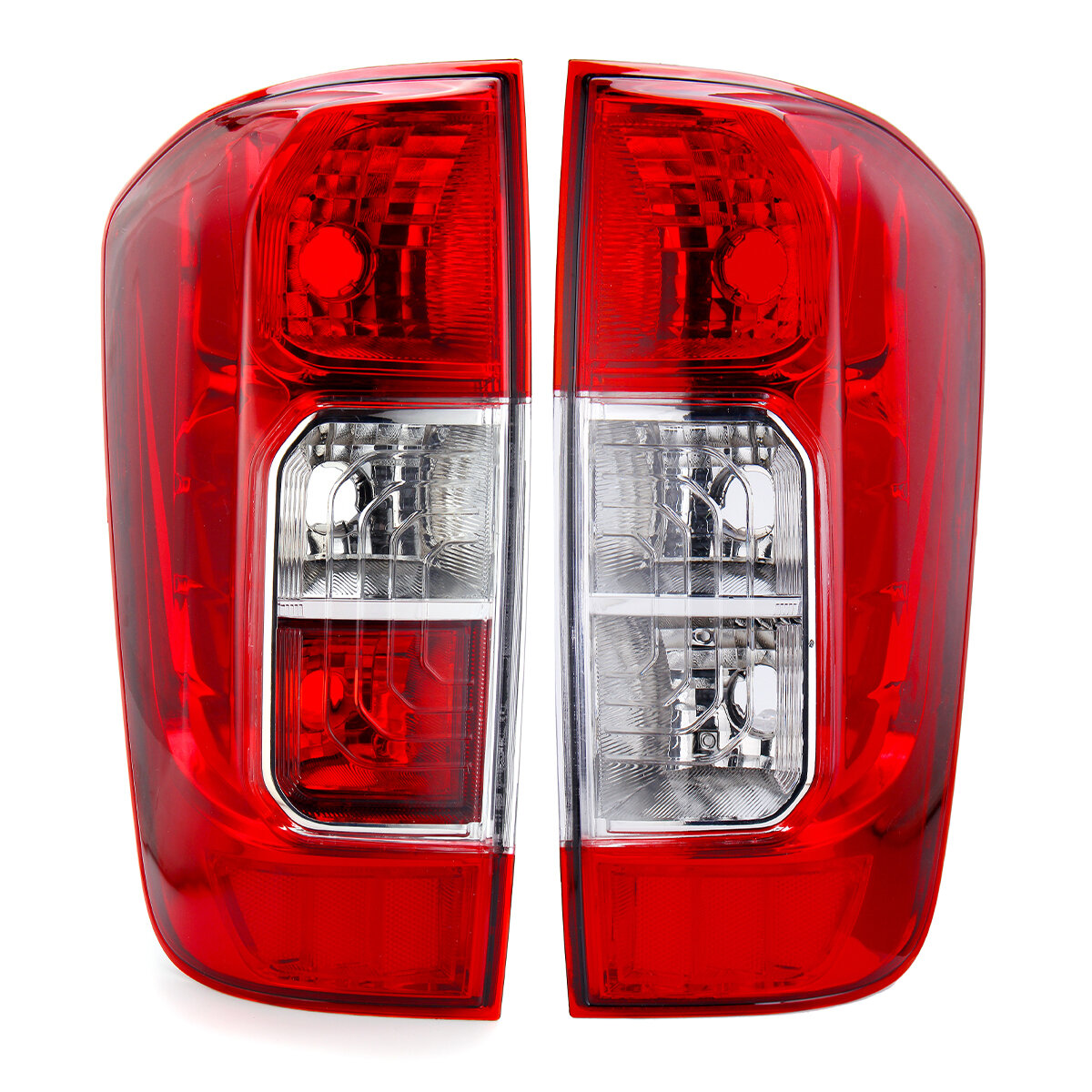 Car Rear Tail Light Red with NO Bulbs Wire Left/Right for Nissan Navara NP300 D23 2015-2019