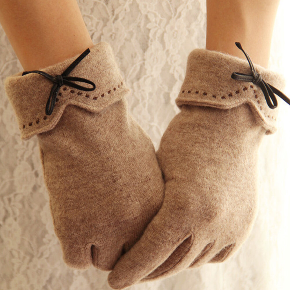 Women Wool Screen-touchable Embroidery Dotted Line Bowknot Keep Warm Fashion Casual Gloves