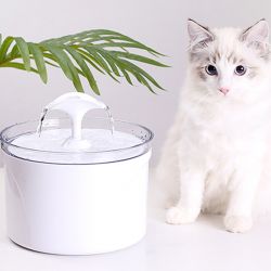 2.5L Automatic USB LED Night Light Pet Water Fountains Smart Mute Large Capacity Pet Water Dispenser