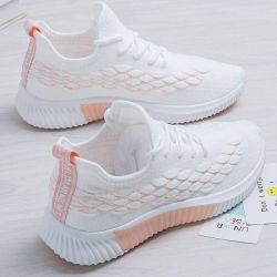 Women sports shoes