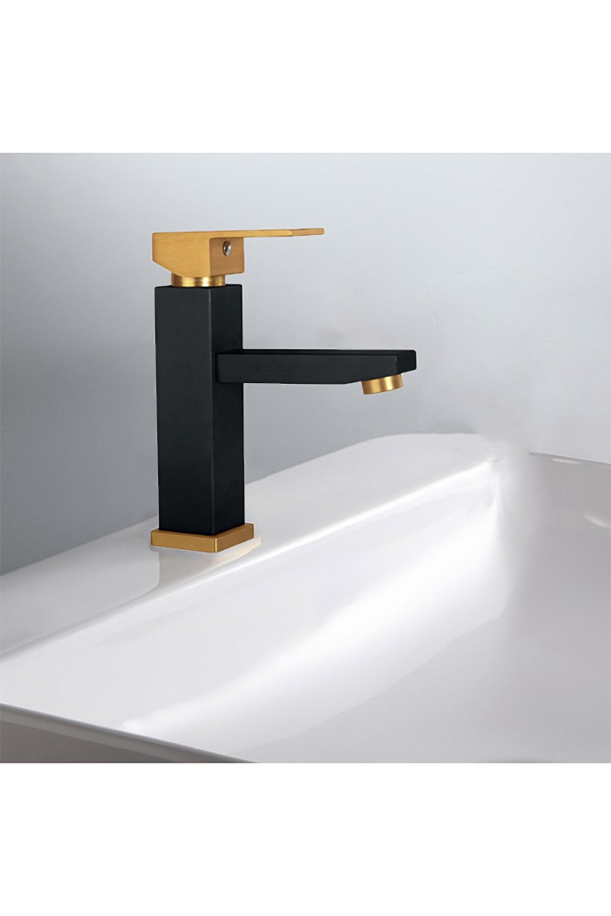 Rudi Gold Black Sink Faucet Square - 602gb RU602GGB