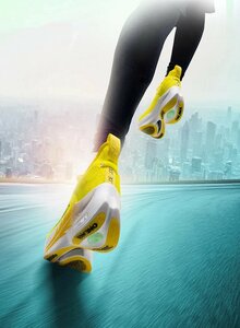 ONEMIX Professional Carbon Plate Running Shoe - Ultra-sensitive foam, stable support and shock mitigation, premium rebound, ultra-light athletic shoe for training and competing in long-distance urban races. - Yellow 43 yards EU Brand: ONEMIX